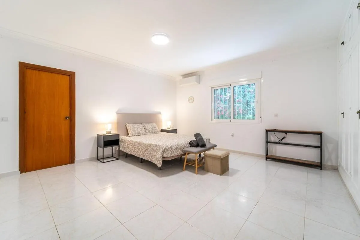Stylish Villa Paris Benalmádena